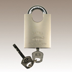 Tri-Circle Close Shackle Padlock